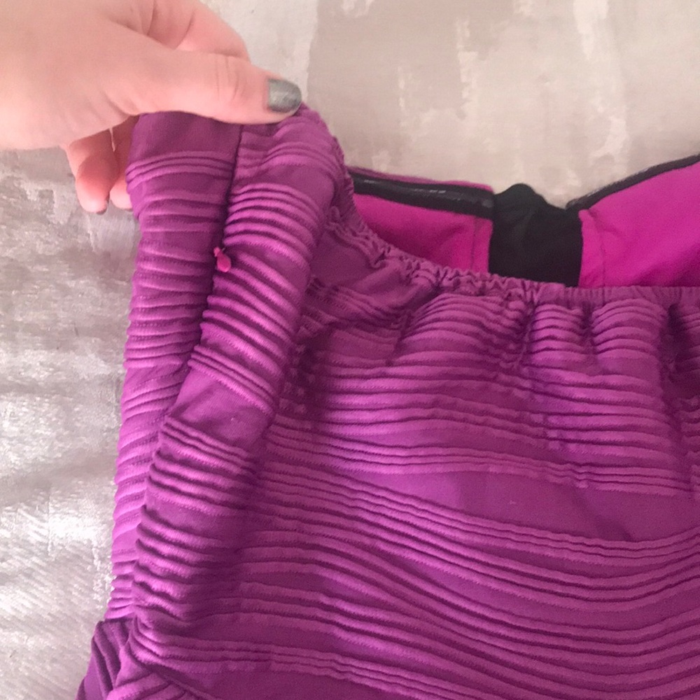 UO Reverse Halter Crop Top - Picture 5 of 5